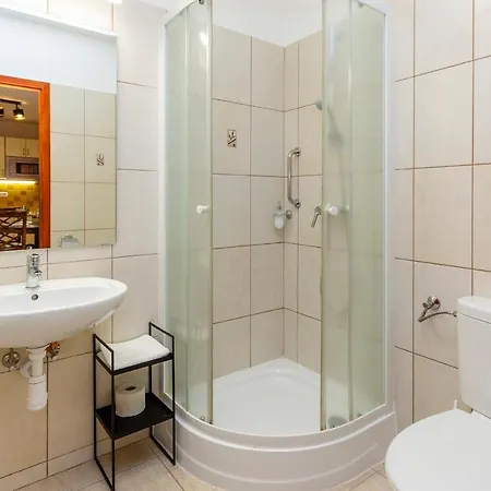 Servita Udvarhaz Bed & Breakfast *