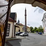 Servita Udvarház Panzió