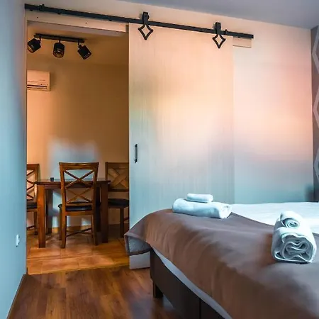 Servita Udvarház Bed & Breakfast